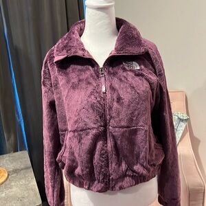 Girls The North Face Fleece light weight zip up (plum color) size XL